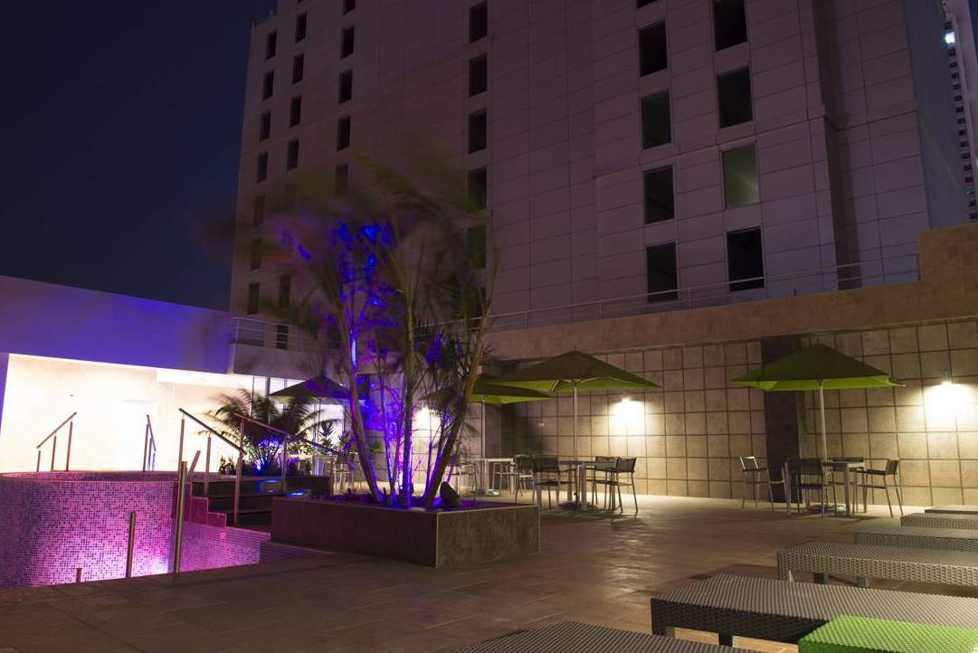 Ramada Plaza By Wyndham Panama Punta Pacifica Hotel Eksteriør billede
